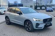 Volvo XC60 Plus Dark