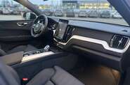 Volvo XC60 Plus Dark