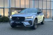 Volvo XC60 Plus Dark