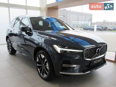 Volvo XC60 2025 Ultra Bright