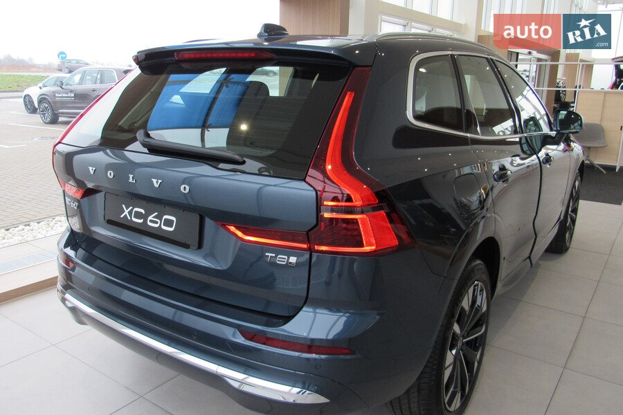 Volvo XC60 - фото 7