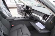 Volvo XC60 - фото 18