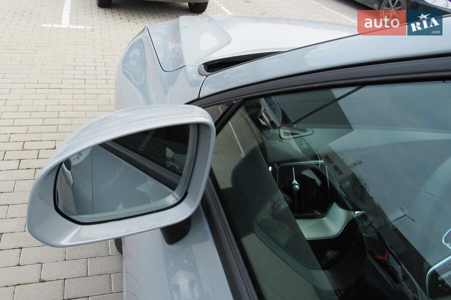 Volvo XC60 - фото 9