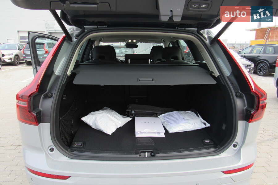 Volvo XC60 - фото 15