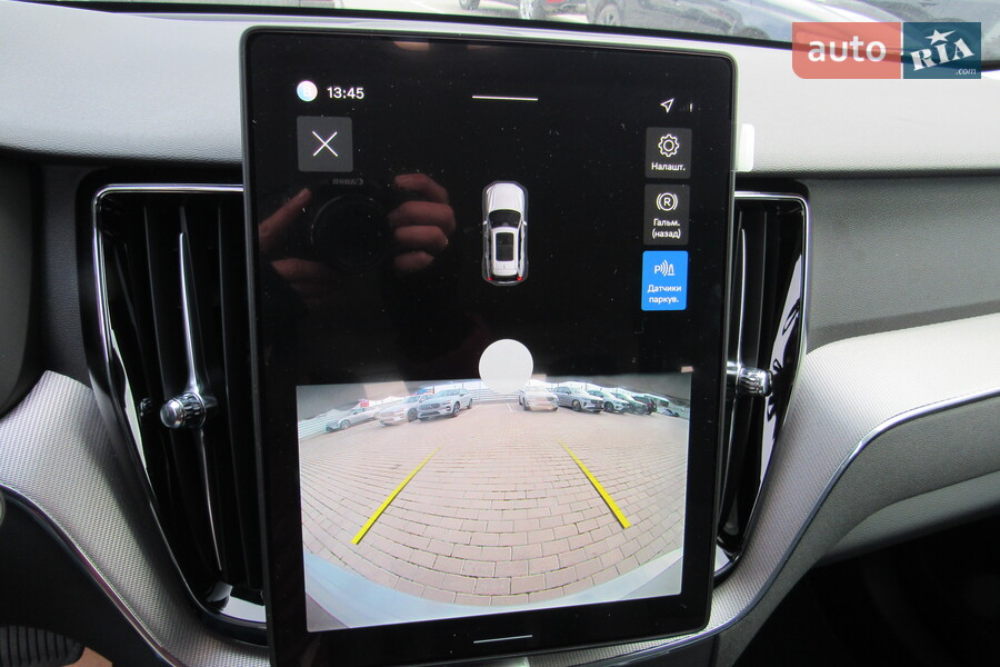 Volvo XC60 - фото 23