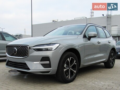 Volvo XC60 2025