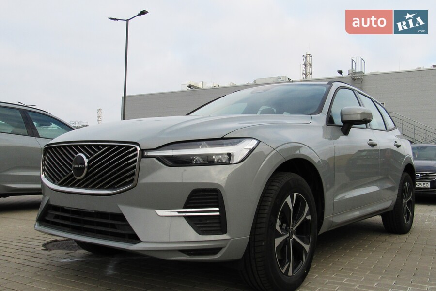 Volvo XC60 - фото 3