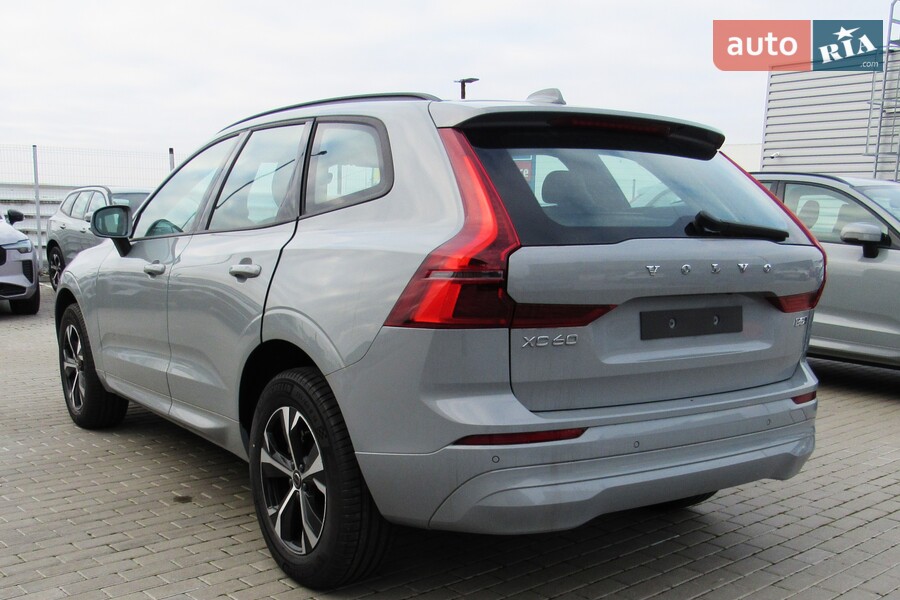 Volvo XC60 - фото 7