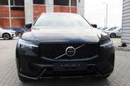 Volvo XC60 Plus Dark