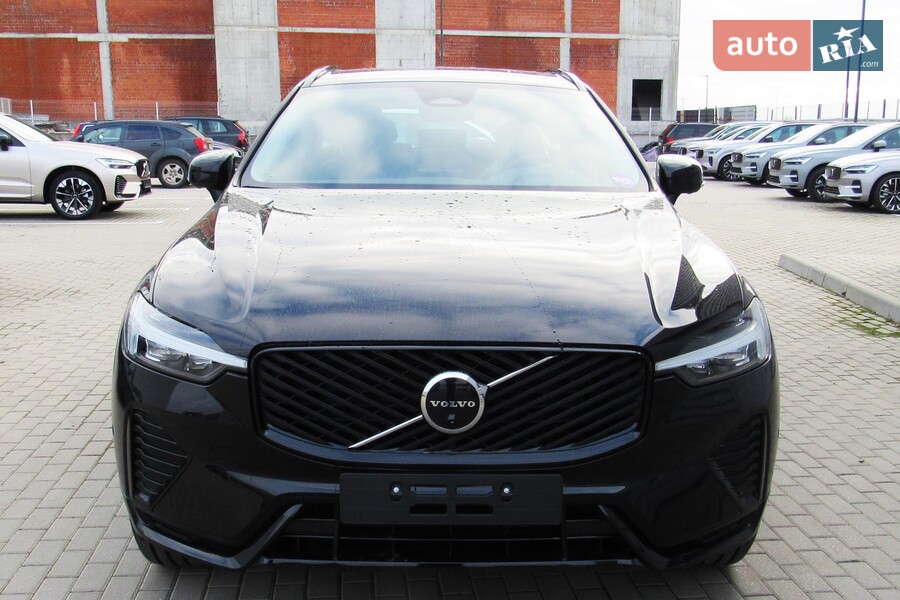 Volvo XC60 - фото 2