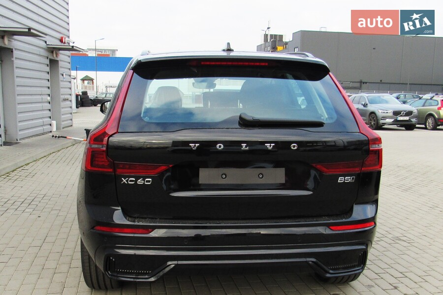 Volvo XC60 - фото 6