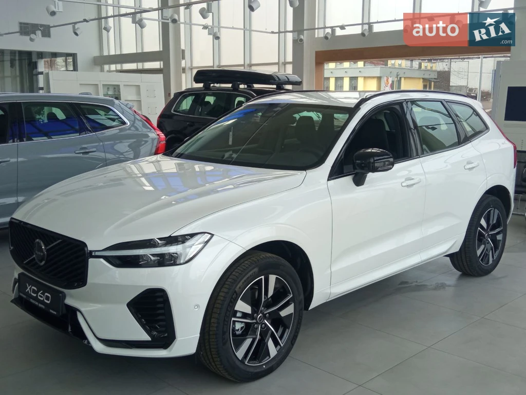 Volvo XC60 Plus Black Edition