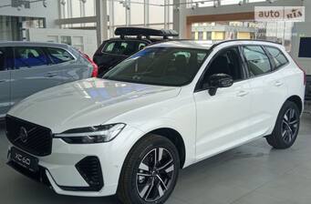 Volvo XC60 2025 Plus Black Edition