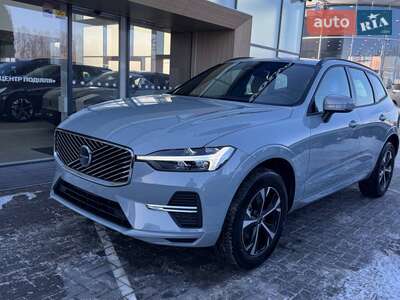 Volvo XC60 2025 Core
