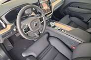 Volvo XC60 - фото 7