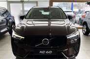 Volvo XC60 - фото 1