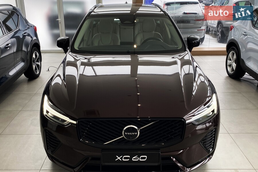 Volvo XC60 - фото 2