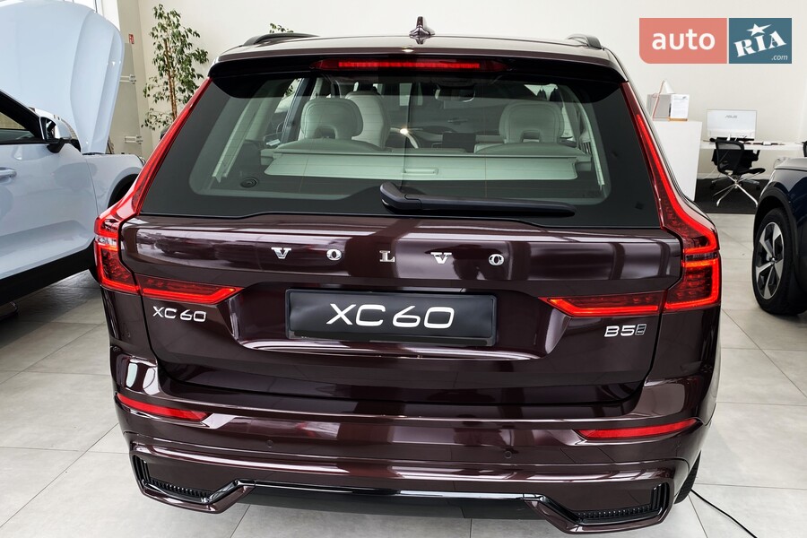 Volvo XC60 - фото 5