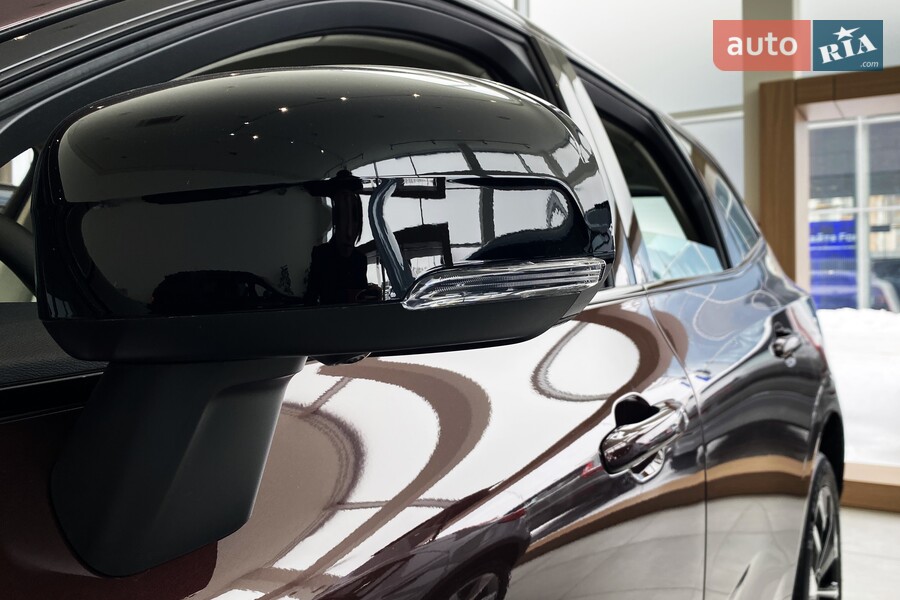 Volvo XC60 - фото 8