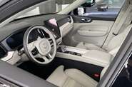 Volvo XC60 - фото 13