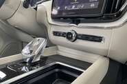 Volvo XC60 - фото 24