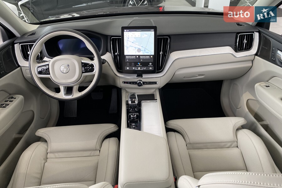 Volvo XC60 - фото 27