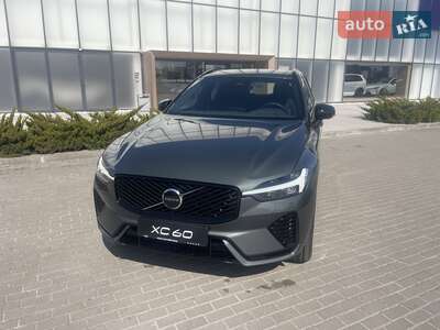 Volvo XC60 2025 Plus Dark