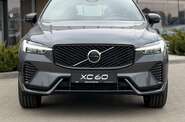 Volvo XC60 Plus Dark