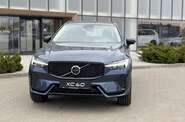 Volvo XC60 Plus Dark