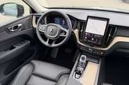 Volvo XC60 Plus Dark