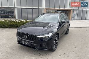 Volvo XC60 Plus Dark