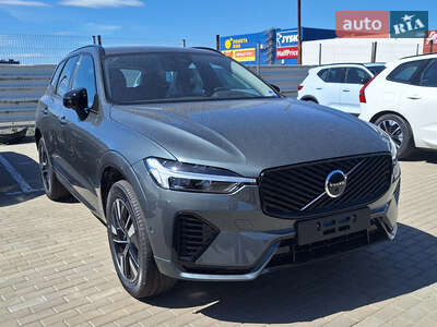 Volvo XC60 2026 Plus Dark