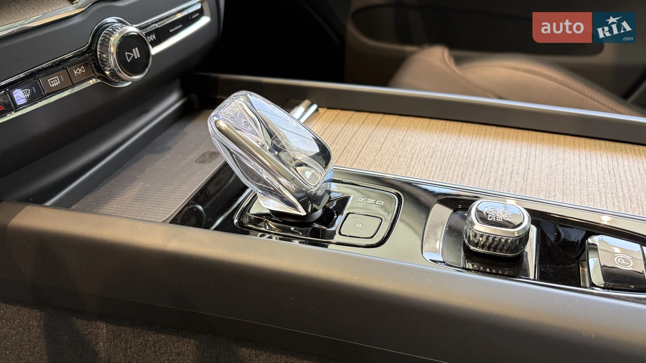 Volvo-23