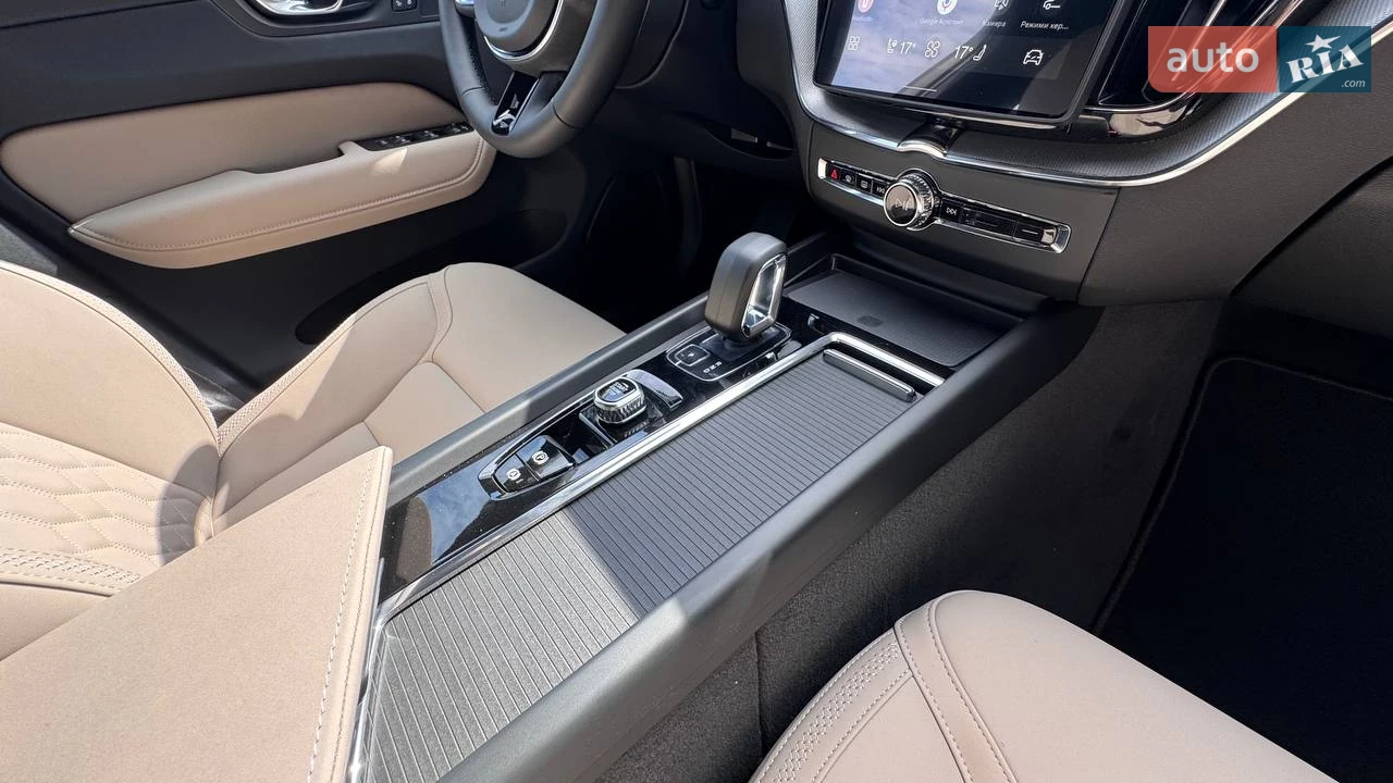 Volvo-24