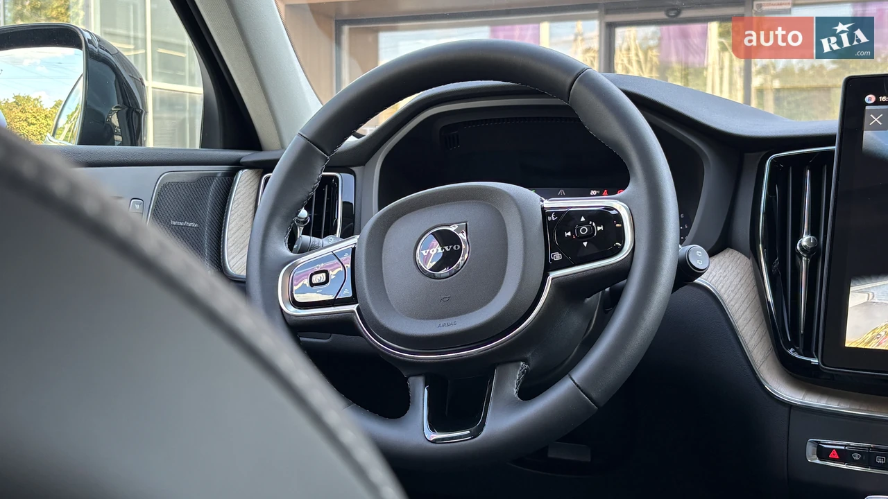 Volvo-25