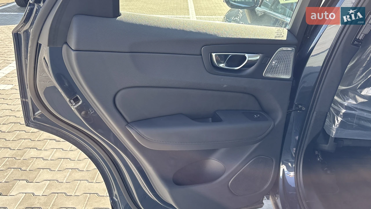 Volvo XC60 2026
