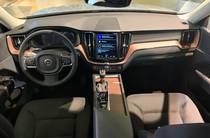 Volvo XC60 Momentum