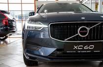 Volvo XC60 Momentum