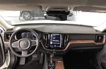 Volvo XC60 Momentum