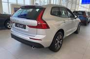 Volvo XC60 Momentum