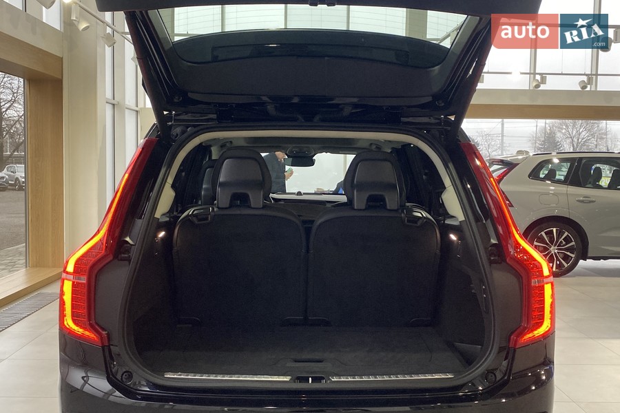 Volvo XC90 Recharge - фото 10