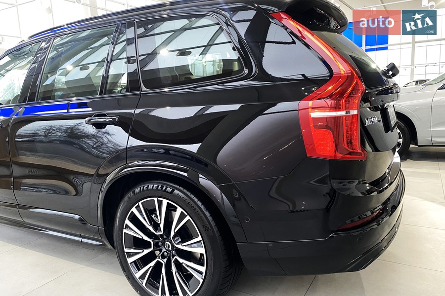 Volvo XC90 Recharge - фото 8