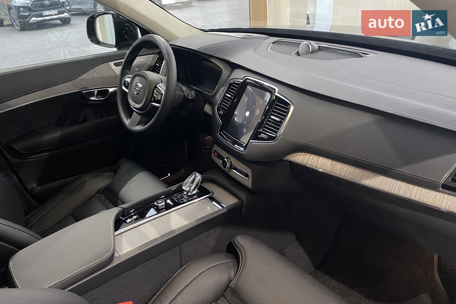 Volvo XC90 Recharge - фото 18