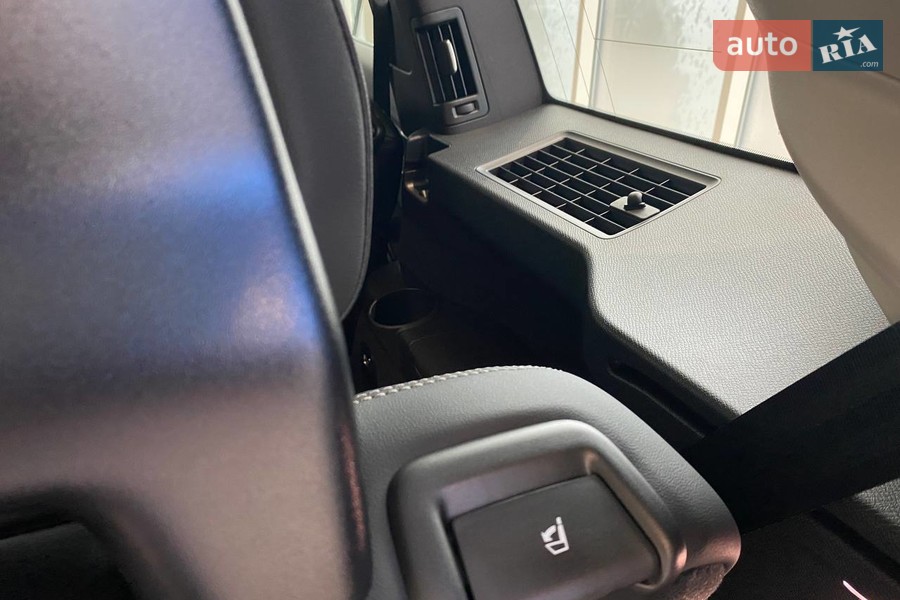 Volvo XC90 Recharge - фото 26