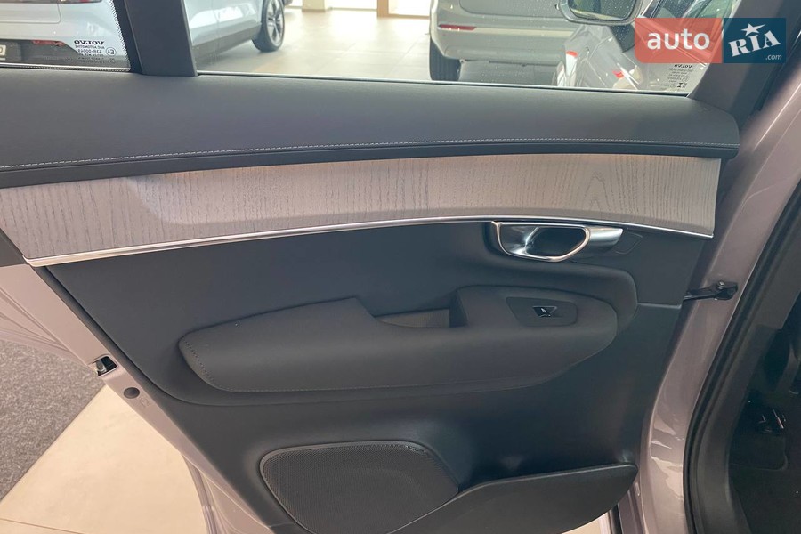 Volvo XC90 Recharge - фото 20
