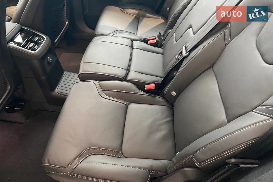 Volvo XC90 Recharge - фото 15