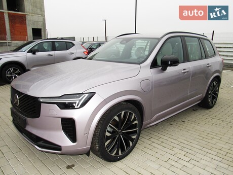 Volvo XC90 Recharge 2025