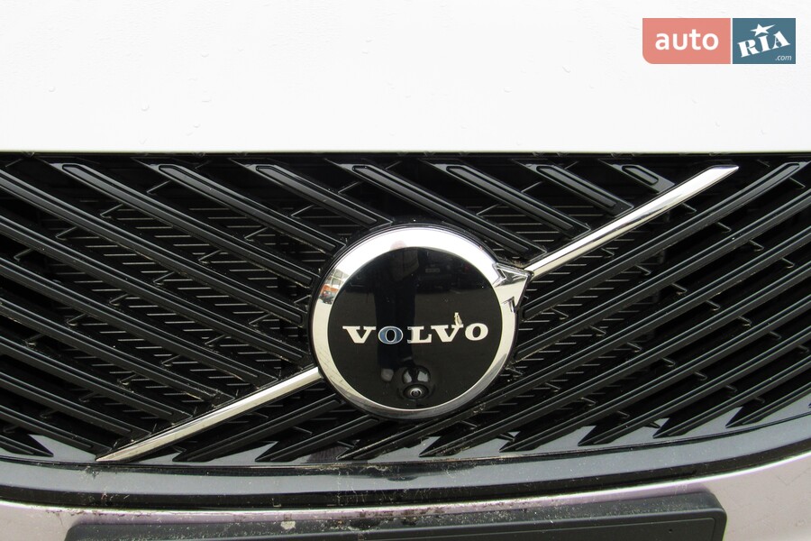 Volvo XC90 Recharge - фото 11