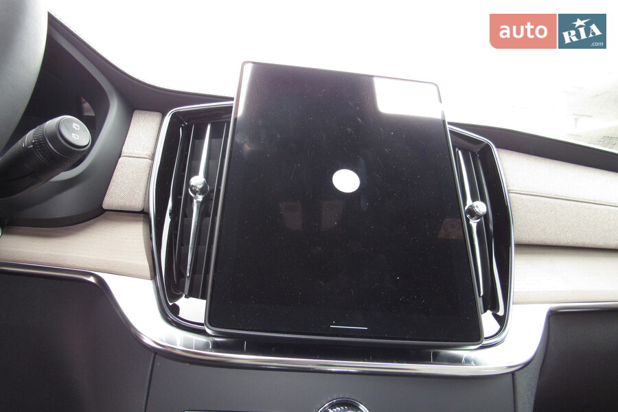 Volvo XC90 Recharge - фото 15