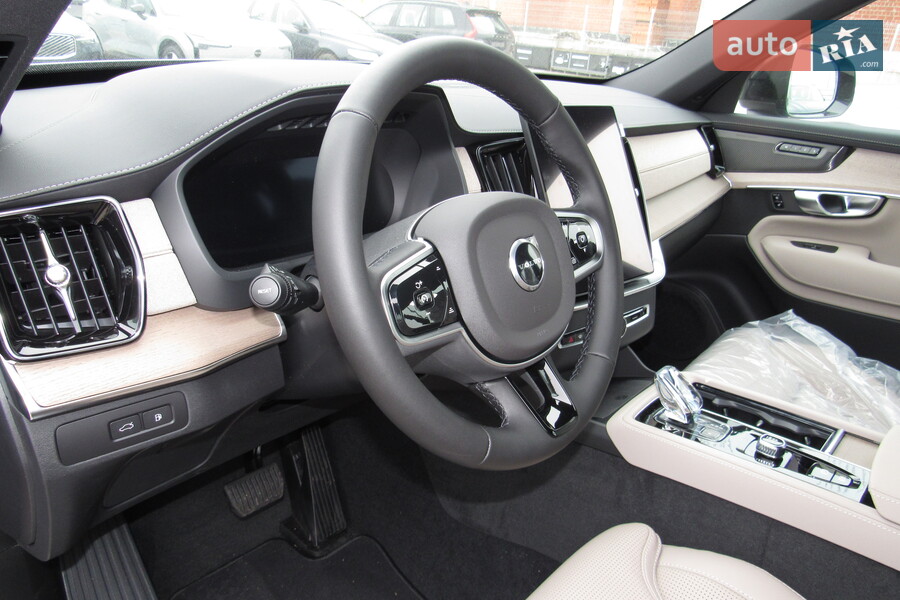 Volvo XC90 Recharge - фото 21